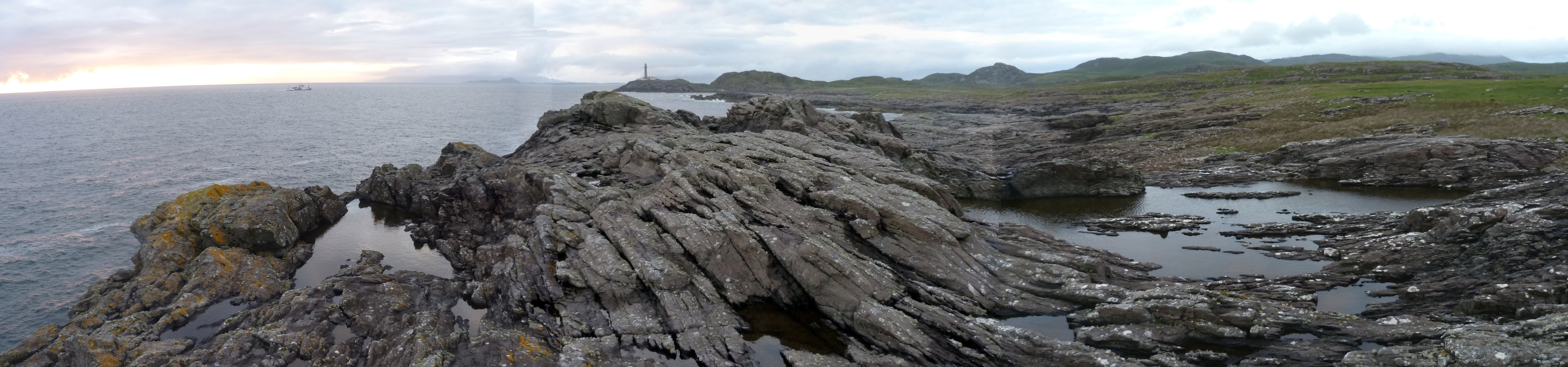 View west and north from Corrachadh Mòr 11 Corrachadh Mòr North Panorama.jpg